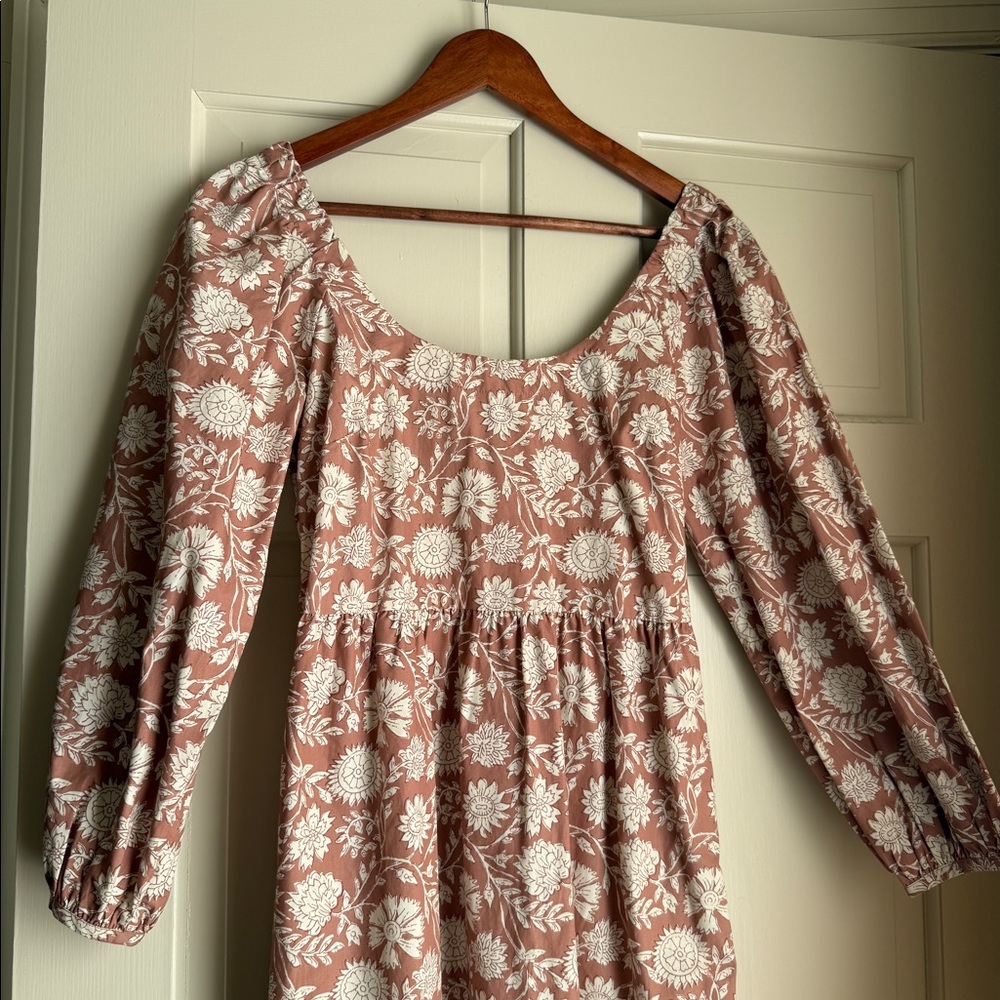 Mauve long sleeve block print midi dress.